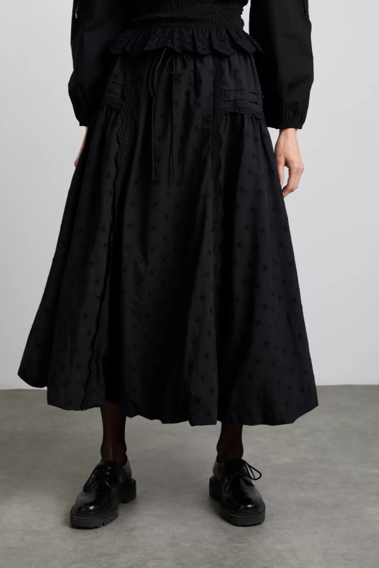 Discount Damson Madder agatha embroidered midi skirt - black