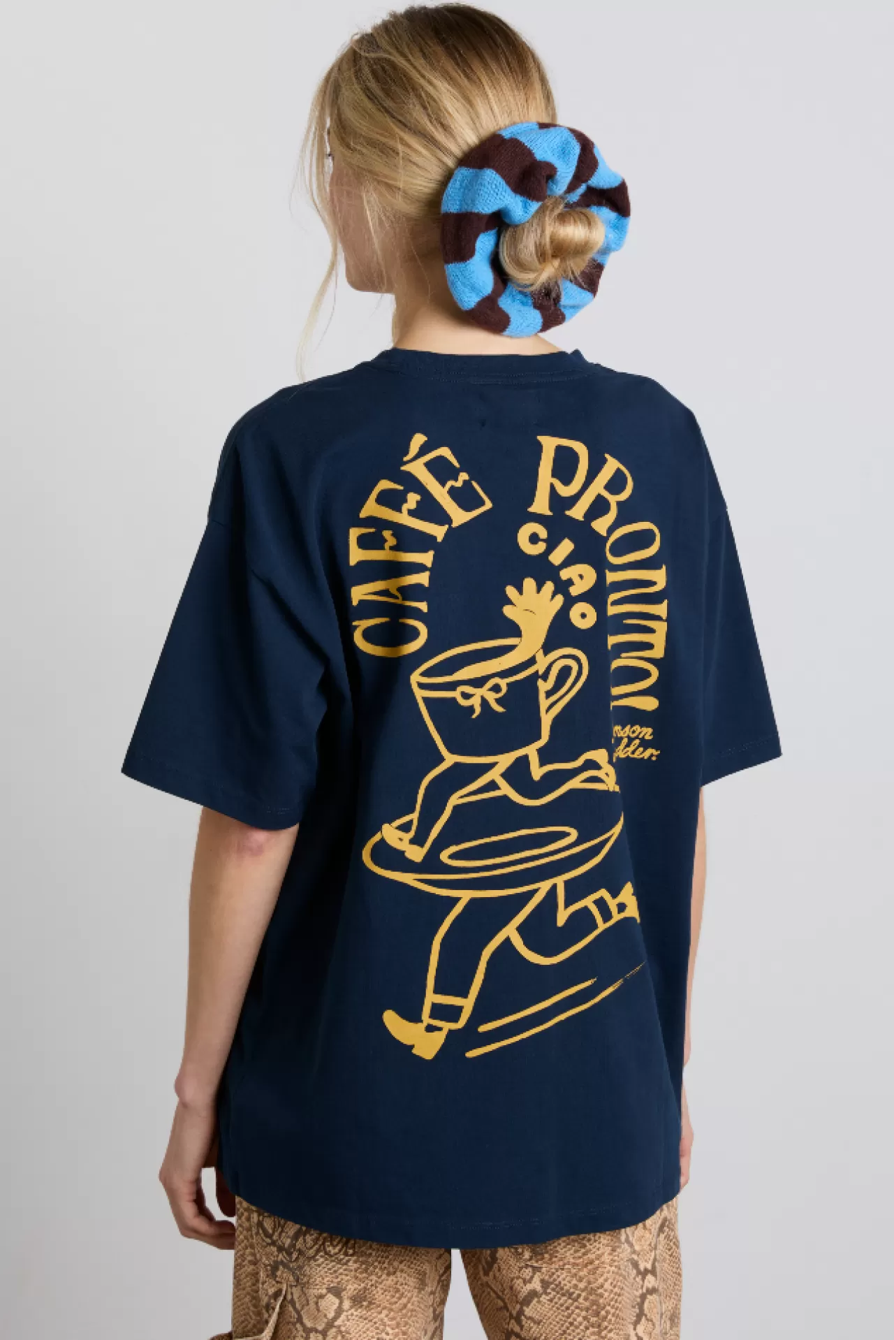 New Damson Madder cafe pronto boyfriend tee - navy