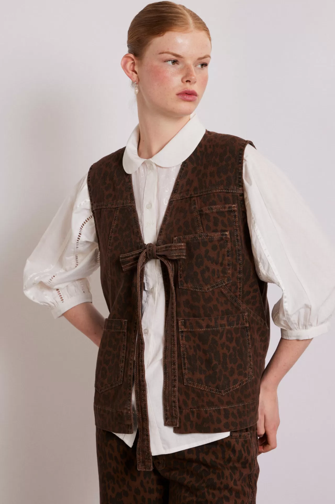Outlet Damson Madder dilly denim gilet - dark leopard