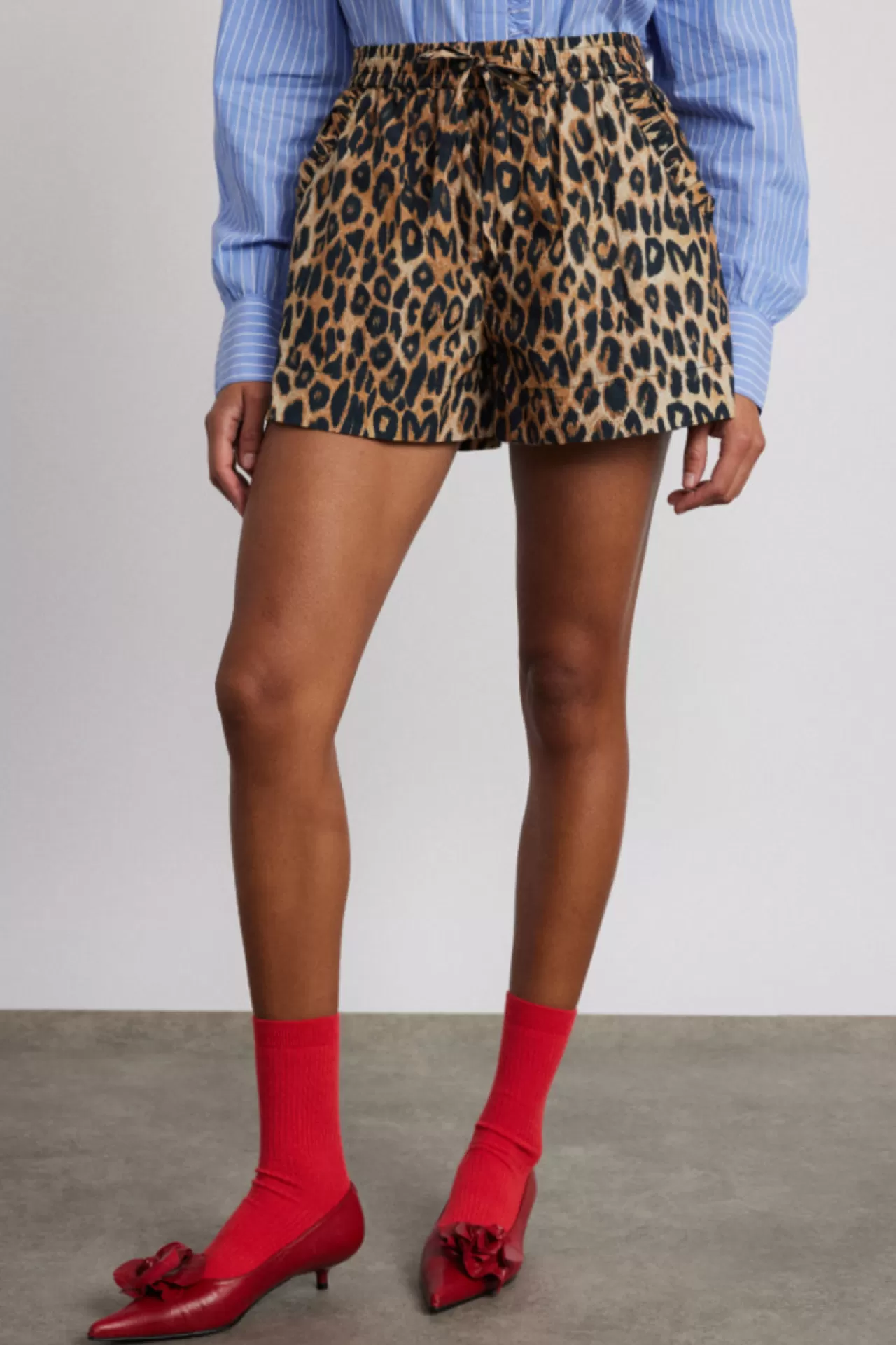 Sale Damson Madder pull on shorts leopard