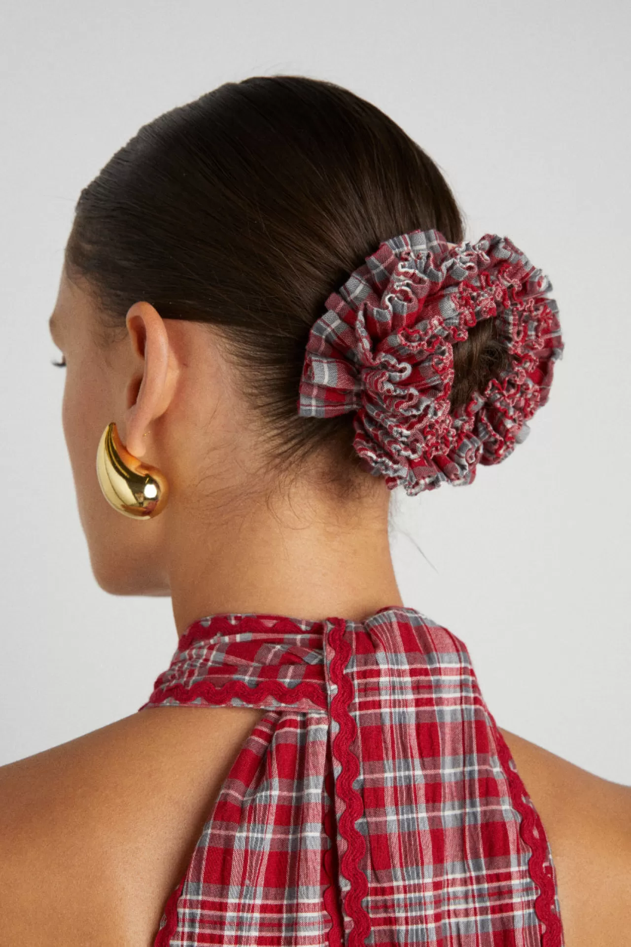 Discount Damson Madder shir garter scrunchie in check red