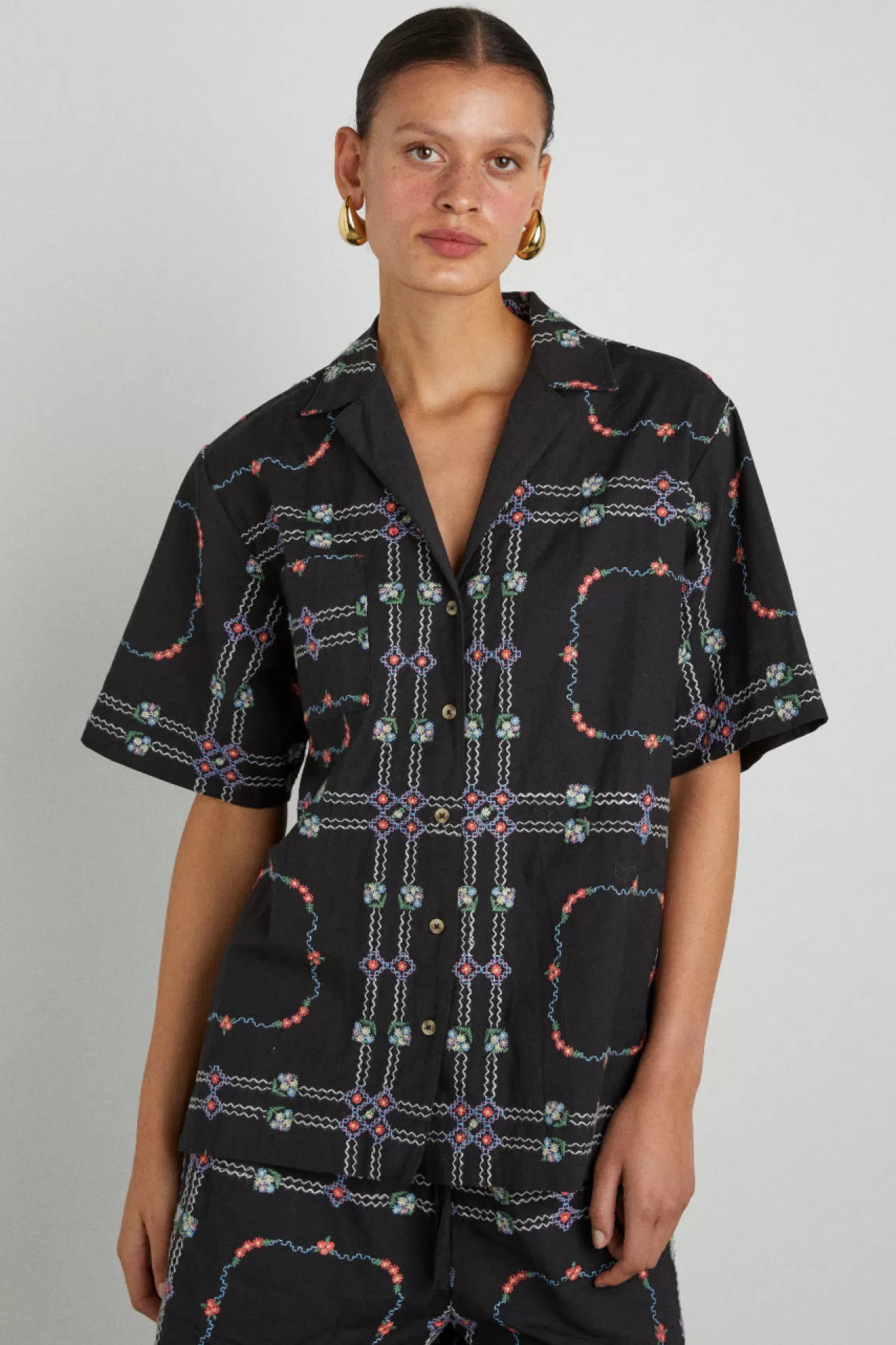 New Damson Madder tablecloth embroidered shirt - floral black