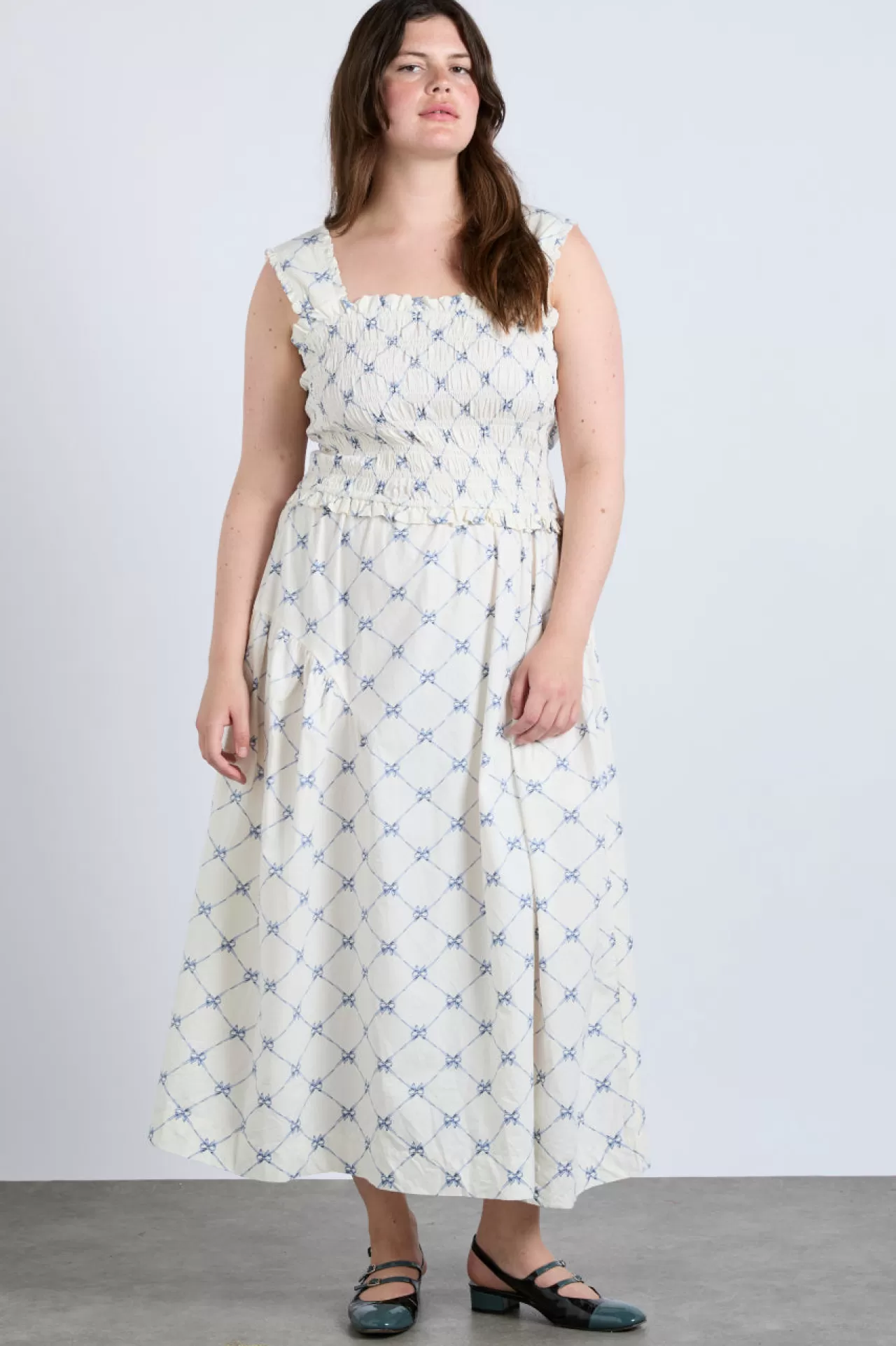 Cheap Damson Madder Tish midi dress - white bow print offwhite